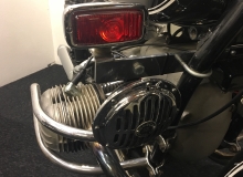 Vackra detaljer i fin kombination på BMW R60 från 1954. Foto: Bengt Svensson
